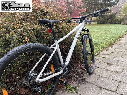 Liv Tempt 29 5 - 2023 bílá / SLEVA 30% + ZMĚNA SPECIFIKACE KOTOUČOVÝCH BRZD NA HYDRAULICKÉ!