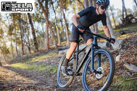 Giant XTC SLR 29 1 - černá metalíza / SPECIÁLNÍ CENA