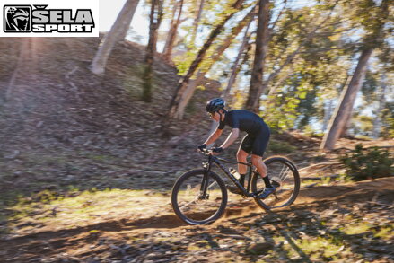Giant XTC SLR 29 1 - černá metalíza / SPECIÁLNÍ CENA