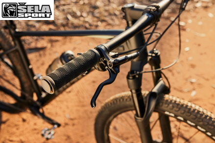 Giant XTC SLR 29 1 - černá metalíza / SPECIÁLNÍ CENA