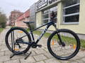 Giant Talon 29 5 - 2023 Metalic Navy / SLEVA 37,5% !